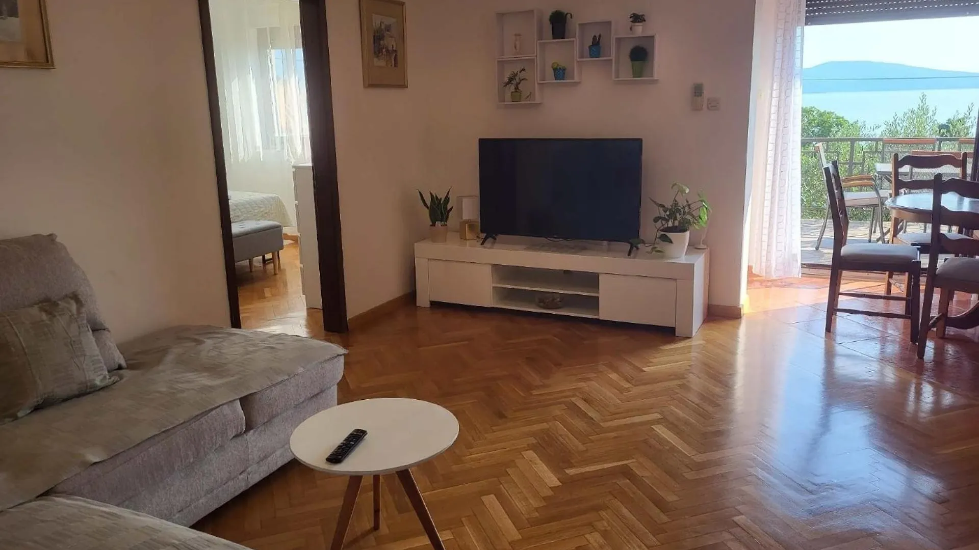 Apartment Meerblick-Wohneinheit 8 Personen Am Zentrumsrand Novi Vinodolski